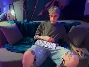 Cam4 Free Porn Cam of DaveSinner