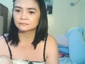 Cam4 Watch Live Sex Cams of Kisses_Mae