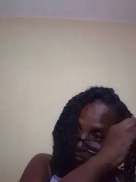 Cam4 Live Sex of momsexy_xxx