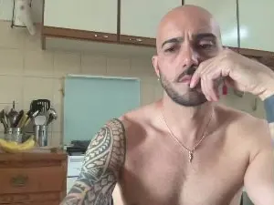 Cam4 Adult Webcam of alessandromori9