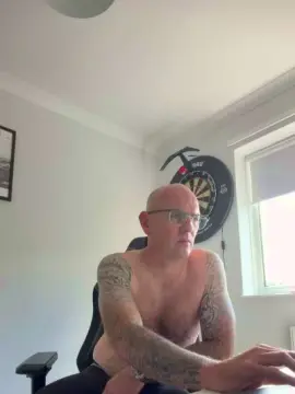 Cam4 Private Sex Chat of hornyhants1