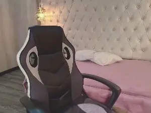 Cam4 Watch Live Sex Cams of AmberGlow_