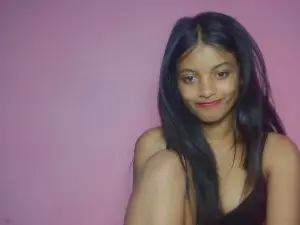 Cam4 Adult Video Chat of Sisie_Sexyy