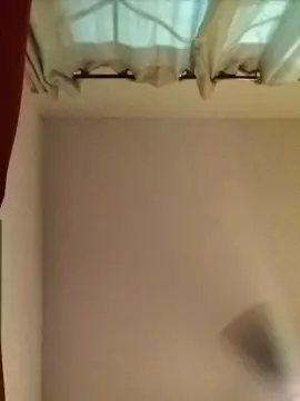 Cam4 Free Live Porn of camelhito007