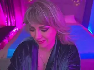 Cam4 Free Porn Cam of CandyLadyyy