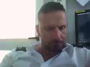 Cam4 Live Sex of bolognabig