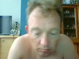 Cam4 Watch Live Sex Cams of bertolini83