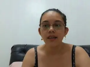 Cam4 Free Porn Cam of simplesyndyxx