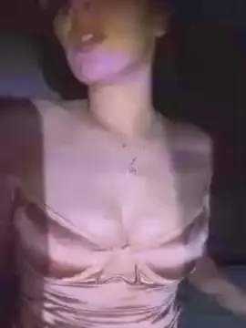 Cam4 Sex Chat of 90scherrypop_