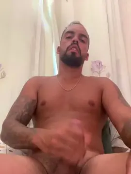 Cam4 Adult Webcam of lucasdotadorj23