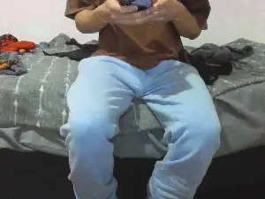 Cam4 Best live sex cam show of pequeboy_hot