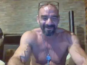 Cam4 Live Sex of TomiPsexy