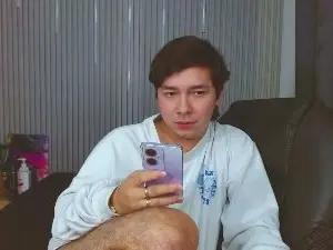Cam4 Nude Webcam of Julian_Smith21