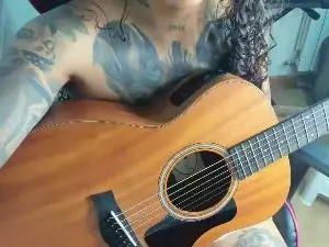 Cam4 Live Sex of Hot_ama