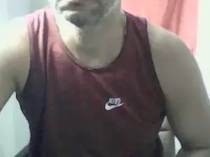 Cam4 Free Porn Cam of Morenodiscret35