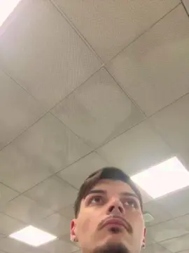 Cam4 Live Sex of ThomasRM98
