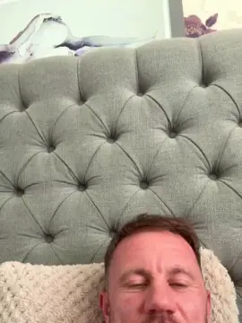 Cam4 Sex Cam of Benjay74
