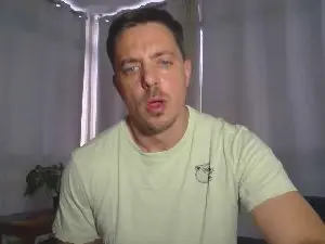 Cam4 Live Porn of cuteboyie