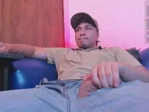 Cam4 Live Porn of Oilmen22