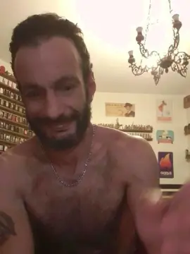 Cam4 Free Live Porn of Misterhaifa20
