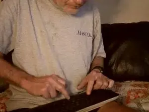 Cam4 Adult Webcam of oldguynicecock1