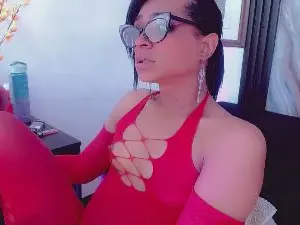 Cam4 Live Porn of HermioneReings
