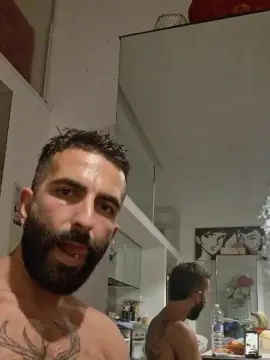 Cam4 Live Sex of Alessio90italy