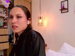 Cam4 Adult Video Chat of lindaCater