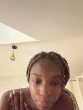 Cam4 Free Live Porn of Emmalovance