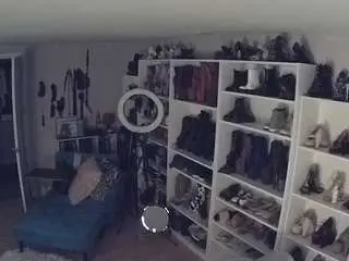 Camsoda Watch Live Sex Cams of voyeurcam-missoliviablack-03
