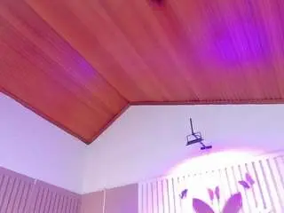 Camsoda Adult Webcam of beauty-milf