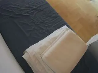 Camsoda Best Webcam of voyeurcam-julmodels-greybed-2