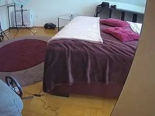 Camsoda Private Sex Chat of voyeurcam-julmodels-whitebed-6