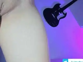 Camsoda Nude Webcam of sasha-sweett