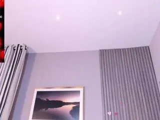Camsoda Sex Cam of nahomii-skonee