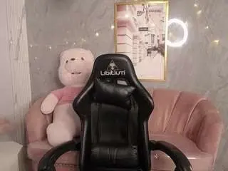 Camsoda Sex Cam of scarlett-jhonson-ch