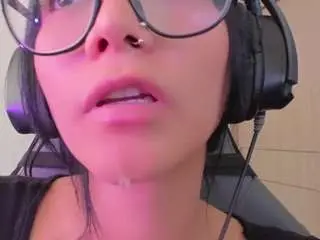 Camsoda Private Sex Chat of alice-rausing