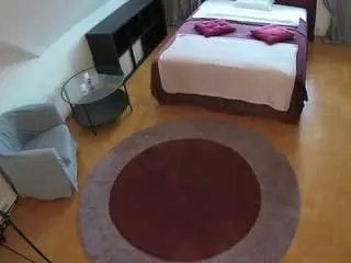 Camsoda Best live sex cam show of voyeurcam-julmodels-whitebed-1