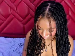 Camsoda Nude Webcam of elysebrooks