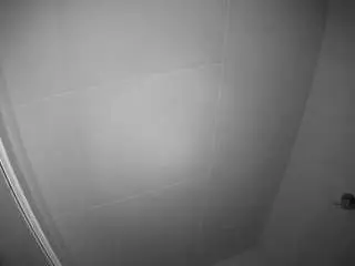 Camsoda Free Porn Cam of voyeurcam-casa-salsa-bathroom-8