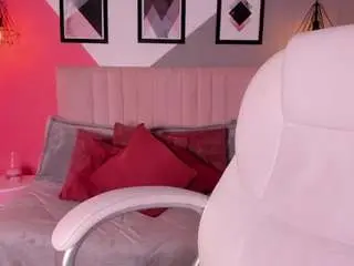 Camsoda Adult Webcam of viky-petitee