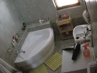 Camsoda Live Sex of voyeurcam-julmodels-bath-1st-2