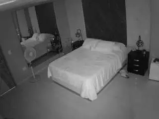 Camsoda Private Sex Chat of voyeurcam-casa-salsa-bedroom-4