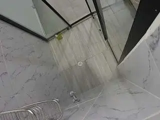 Camsoda Nude Webcam of voyeurcam-jb-shower-2
