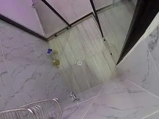 Camsoda Nude Webcam of voyeurcam-jb-shower-2