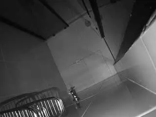 Camsoda Nude Webcam of voyeurcam-jb-shower-2
