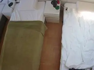 Camsoda Live Sex of voyeurcam-julmodels-bed-5