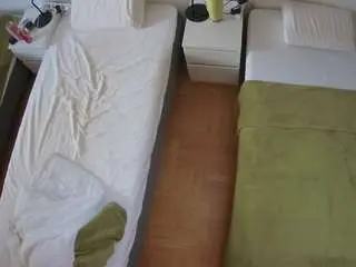 Camsoda Free Porn Cam of voyeurcam-julmodels-bed-5