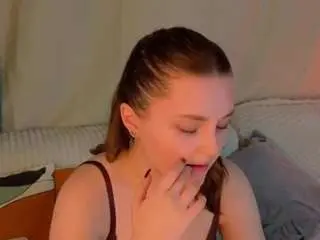 Camsoda Watch Live Sex Cams of dellaberliner