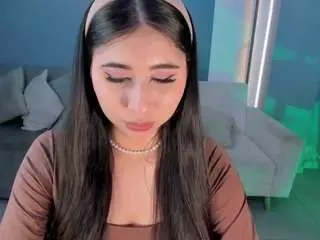 Camsoda Nude Webcam of mayamoretti